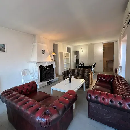 Lakeside Calla - Larihome B02 Apartment