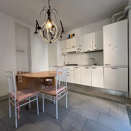 Appartamento Lakeside Calla - Larihome B02